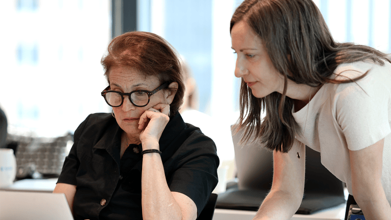 The Importance of Human Know-How in AI Execution for Materials R&D